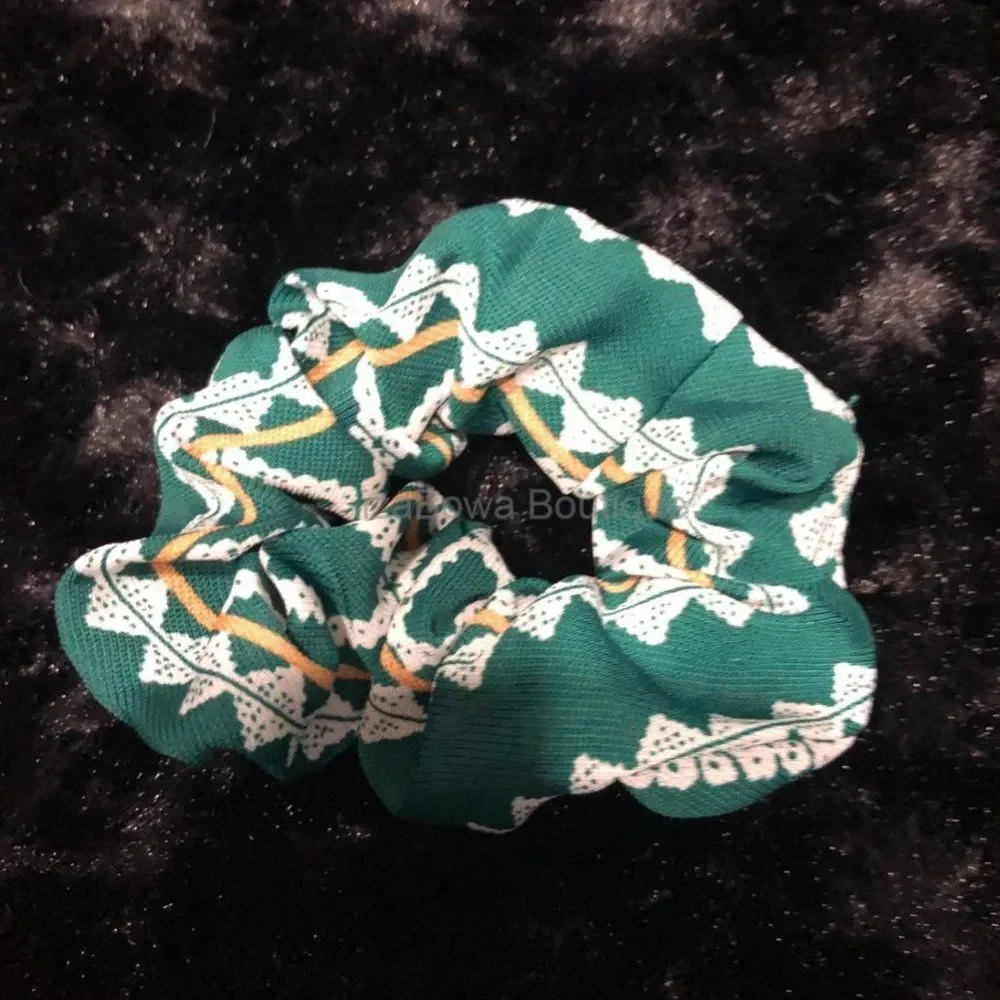 **** Green Stripe Chiffon Scrunchie  (kids)  SC2869 Handmade NWT Boutique
